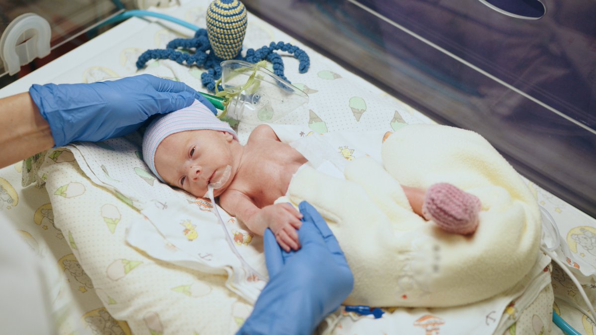 ¡¡Hoy lanzaremos nuestra campaña «Desde el primer latido: Cuidando a los bebés prematuros»!! espérala!!
Síguenos y compártela!
Amplía aquí: sonrisadeangel.org/2024/11/11/lan…