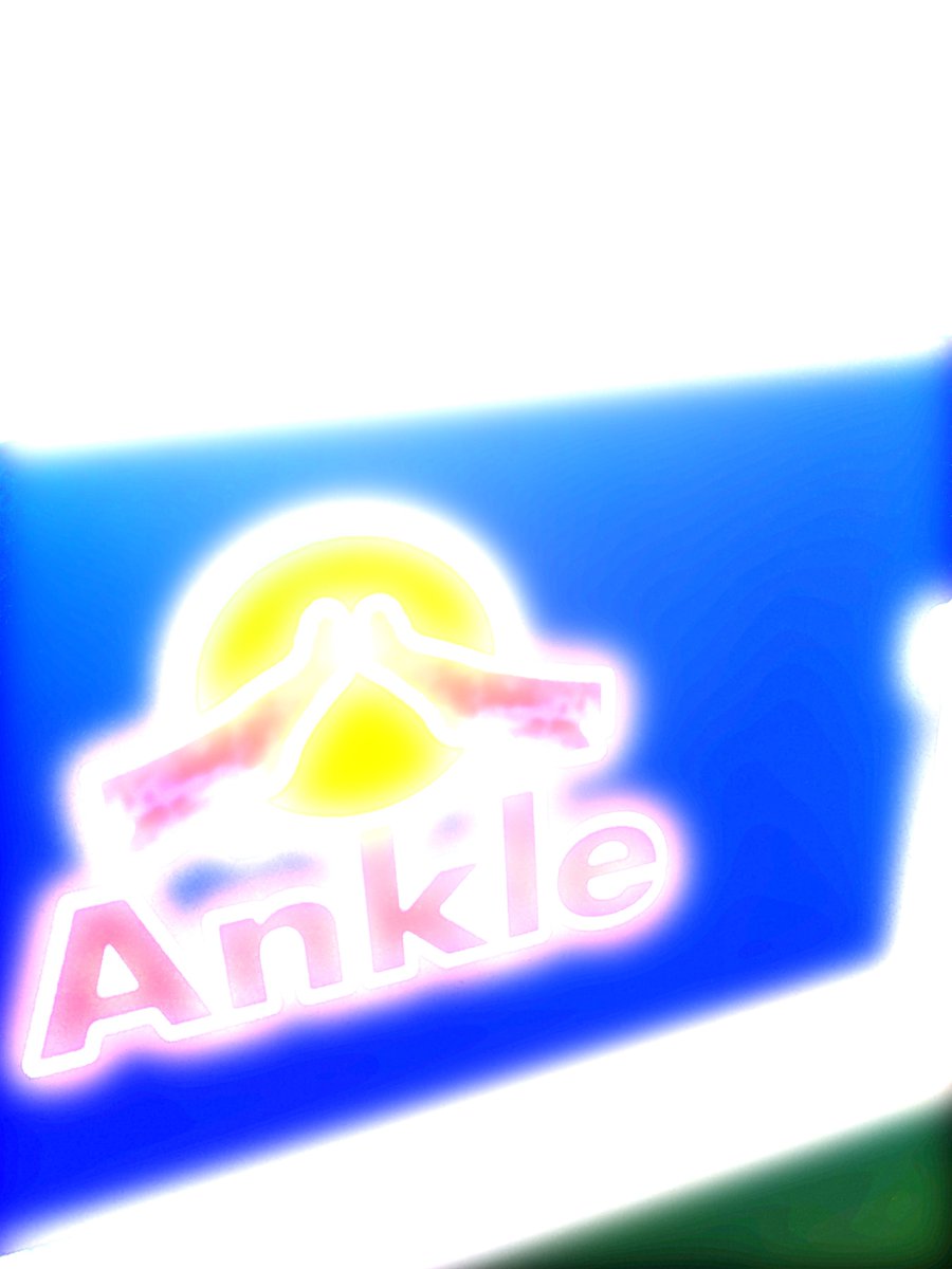 lani4kea__'s tweet photo. $ankle gives you wings https://t.co/nmAemuuLJ6