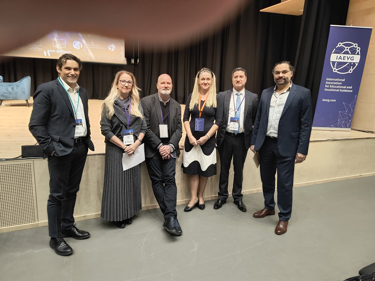 Ernesto Villalba (@ernvillalba) on Twitter photo All ready to go for the 2nd day of the #IAEVG2024 Jyväskylä, Finland. We are going to have our 8th #CareesNet <a href="/Cedefop/">EU_Cedefop</a> at cedefop. Exciting! All ready to go for the 2nd day of the #IAEVG2024 Jyväskylä, Finland. We are going to have our 8th #CareesNet <a href="/Cedefop/">EU_Cedefop</a> at cedefop. Exciting!