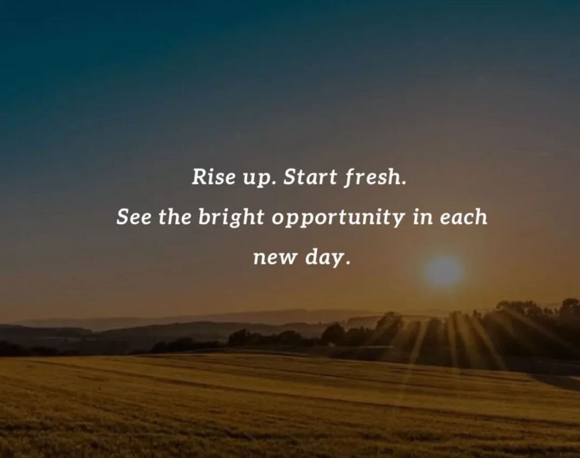 A friend sent me this and it’s so true… start a fresh, each day, and go get those opportunities #opportunity #riseup #fresh #WednesdayMotivation #newday #sunrise #happy #bepositive