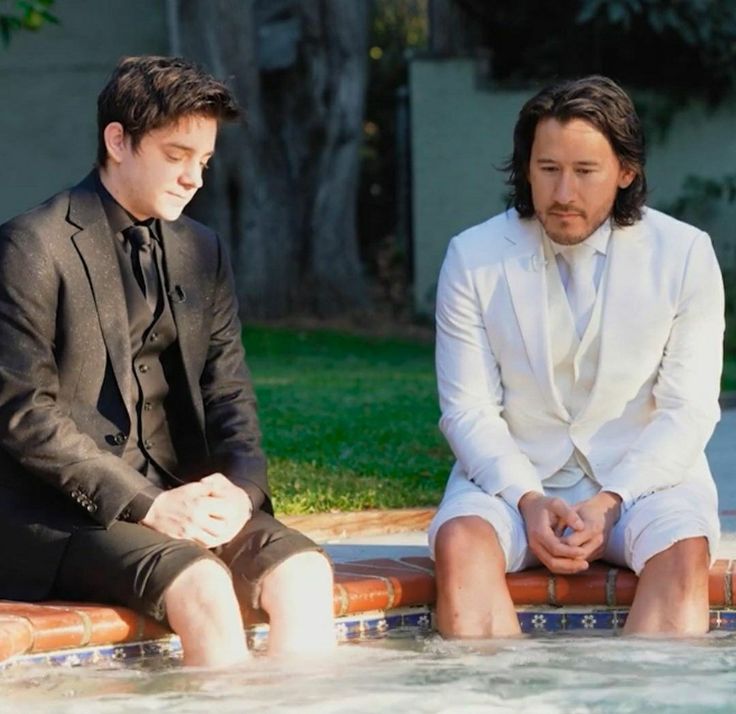 Unus Annus, Memento Mori