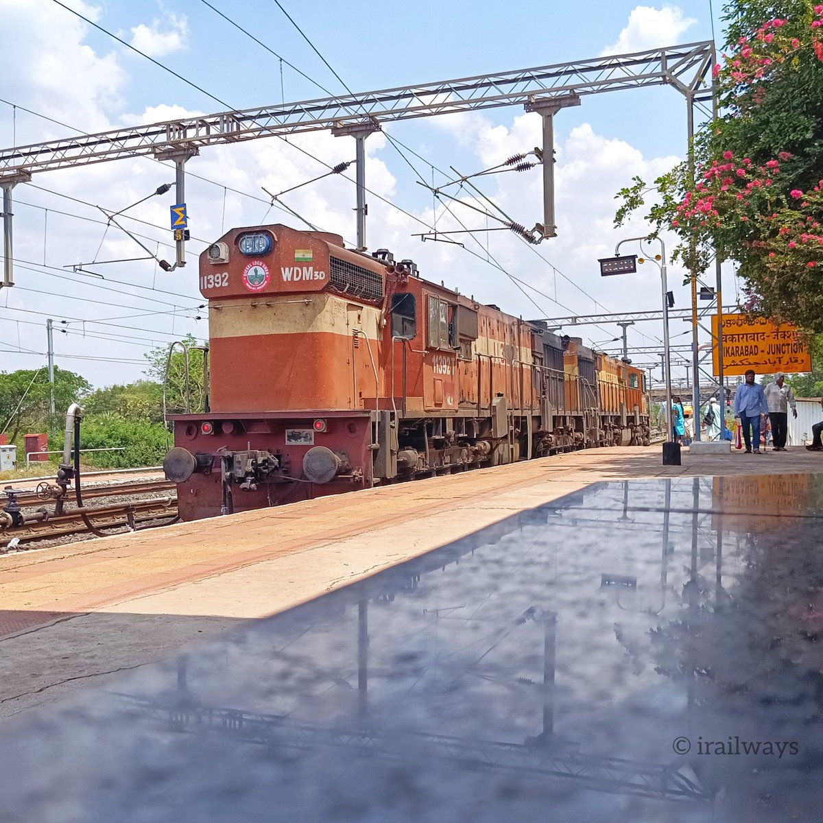 Light Locos ! 
. 
MLY WDM3D Duo's #11392 &amp; #11394 awaiting for it's next duty at Vikarabad Junction
31 May 2023
#irailways #IndianRailways #moulaali #mly #wdm3d #alco #alcos #Vikarabad