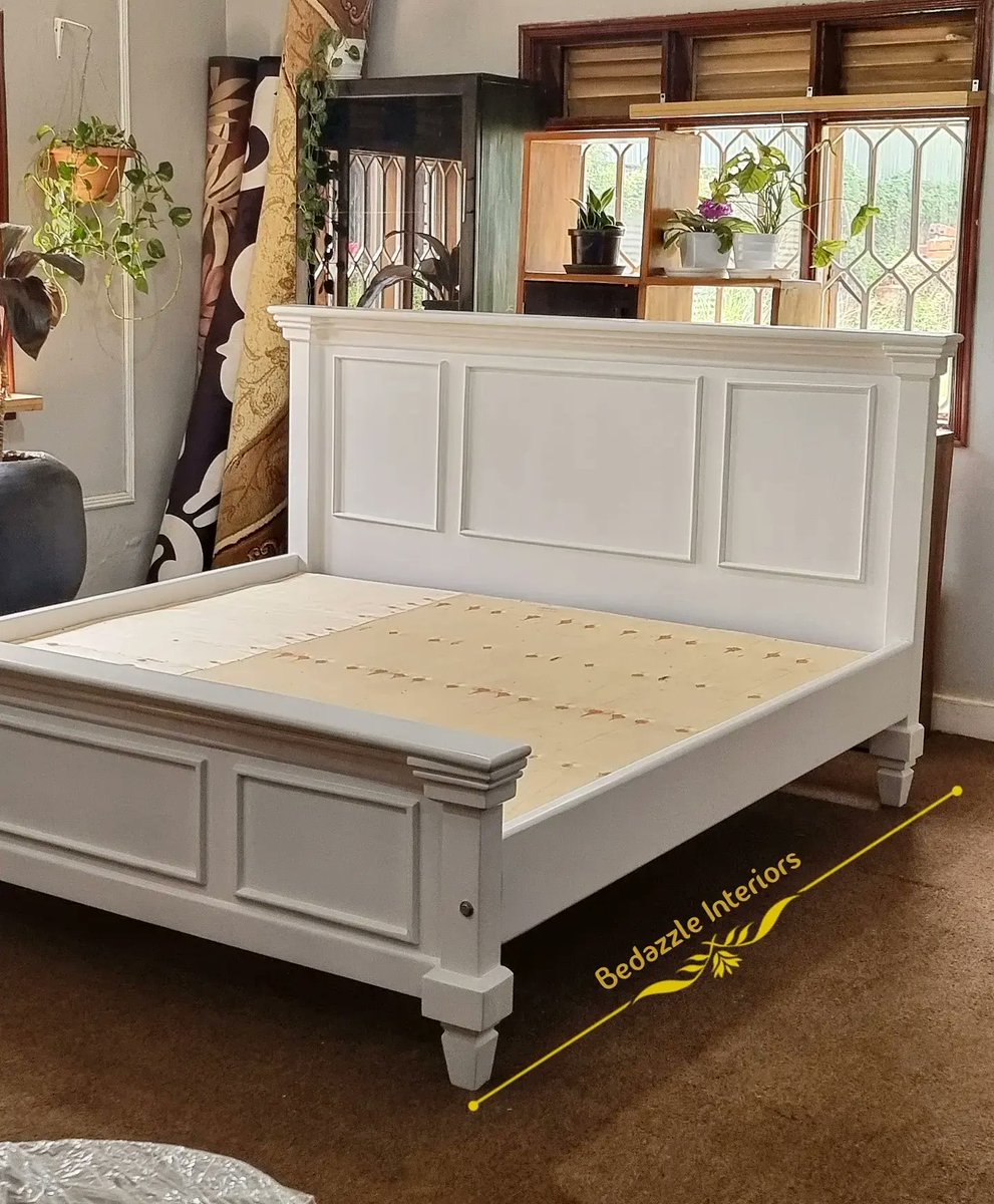 MaamaBedazzle's tweet photo. Guys, did you know that you can walk into @Bdzle_interiors and buy furniture and go? You keep saying you are tired of carpenters so we have made life a lot easier,  kati otyo? Why aren't you retweeting? 🤣 
#available 
0772277105 https://t.co/qBi1f3qVoV