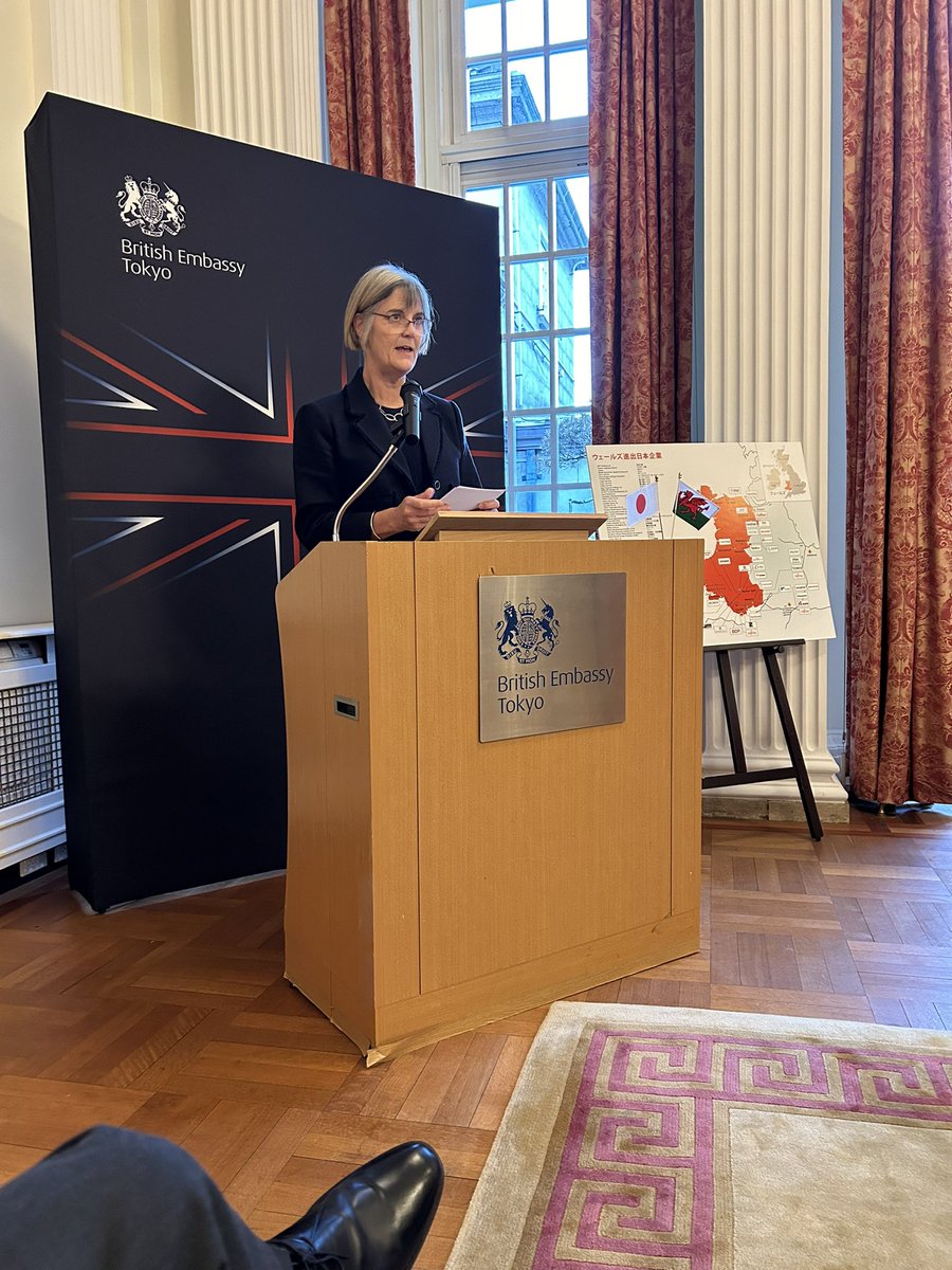 Siôn Charles tweet media