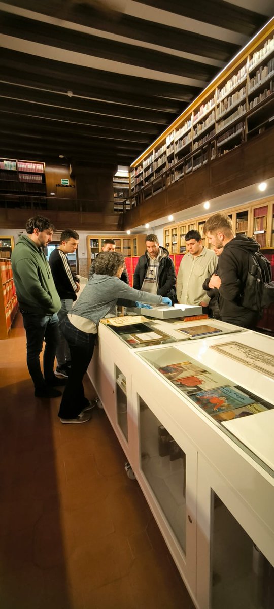 🗒️ Aquest matí, la companya <a href="/NuriaPreixens/">Núria</a>, ha visitat amb els seus alumnes de "Paleografia i diplomàtica" l'Arxiu Municipal de Lleida <a href="/AMLleida/">Arxiu Municipal de Lleida</a> i l'Arxiu de <a href="/IEILleida/">INSTITUT D'ESTUDIS ILERDENCS</a> 👏
<a href="/UdL_info/">Universitat de Lleida (UdL)</a>