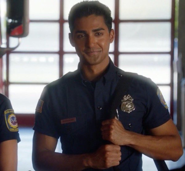 avgustdiaz's tweet image. i don’t care about that cop bring THEM back !!