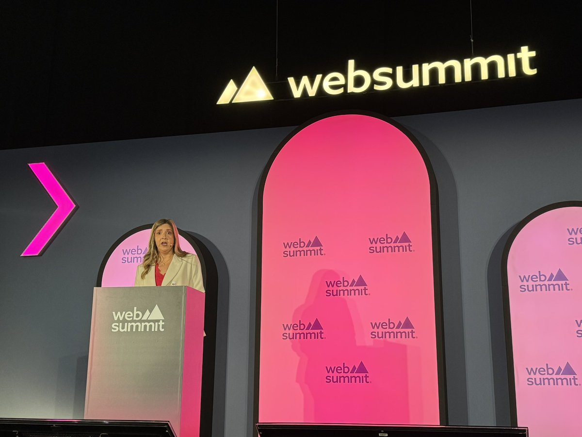 browserd's tweet image. Time for @margaridalopes, @juventudegov_pt minister, to talk about “Human centered govtech” @WebSummit #governmentsummit stage.
“Today they swipe before they think…
It’s not fare to let children’s explore this world alone… cyber insecurity it’s real”
#WebSummit #webSummit2024