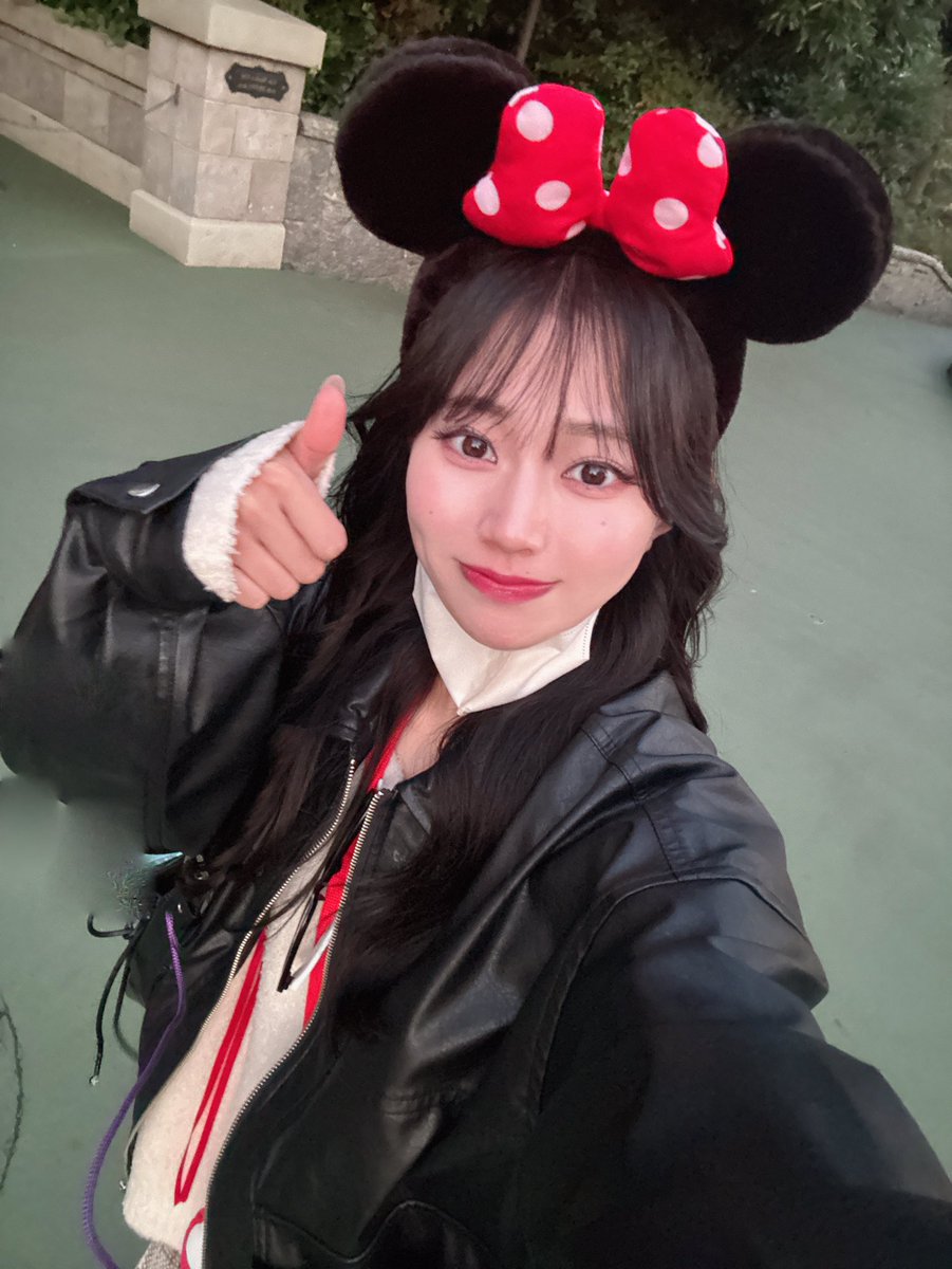 ぼっちディスニー
デビュー日でしたあざした