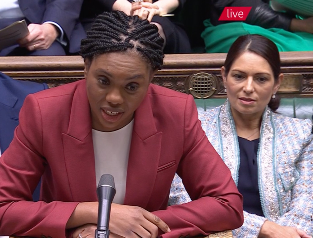 mrdavemacleod's tweet image. Priti Patel working out how long she has to leave it before putting in a letter of no confidence in Kemi Badenoch #PMQs