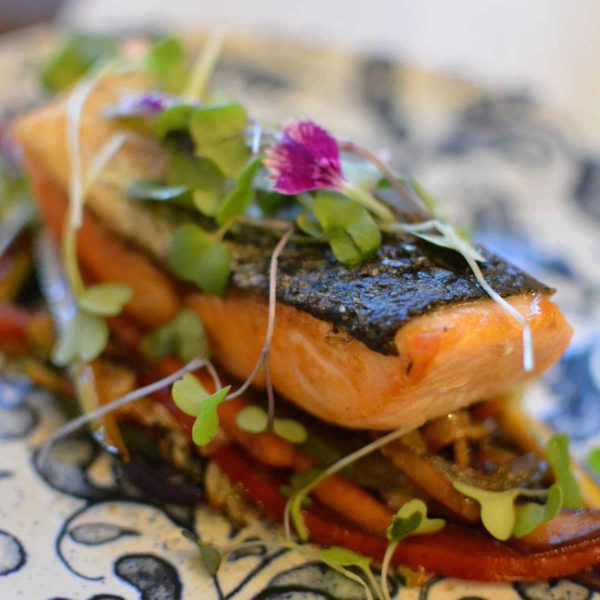 ¡Bienvenidos a Jaleo Gastrobar!
Av. de Alemania, 3.
(Bermejales) 

Un espacio gastronómico, donde podrás disfrutar de la tradición española combinada con sabores innovadores.

😱¡Y TODO ES GLUTEN FREE!