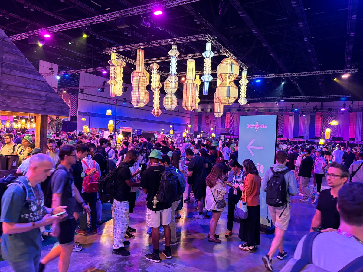 tashiprotocol's tweet image. We’re at #DevCon, soaking up the tech talks and maybe a little too much Thai iced tea. ☕️ 
What’s been your favorite moment so far? Drop your highlights below! ⬇️ #TashiProtocol #TechMeetsParadise