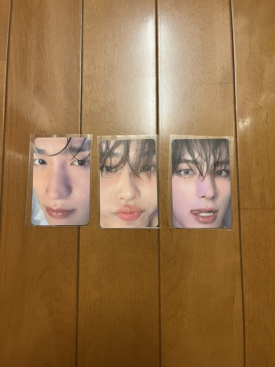__sen14's tweet photo. @t01j0721 検索よりリプ失礼致します。
当方こちらのエリック所持しておりますが、同種のドアップのジュヨンと交換可能でしょうか。ご検討の程よろしくお願いします🙇 https://t.co/kps6vX9jWP