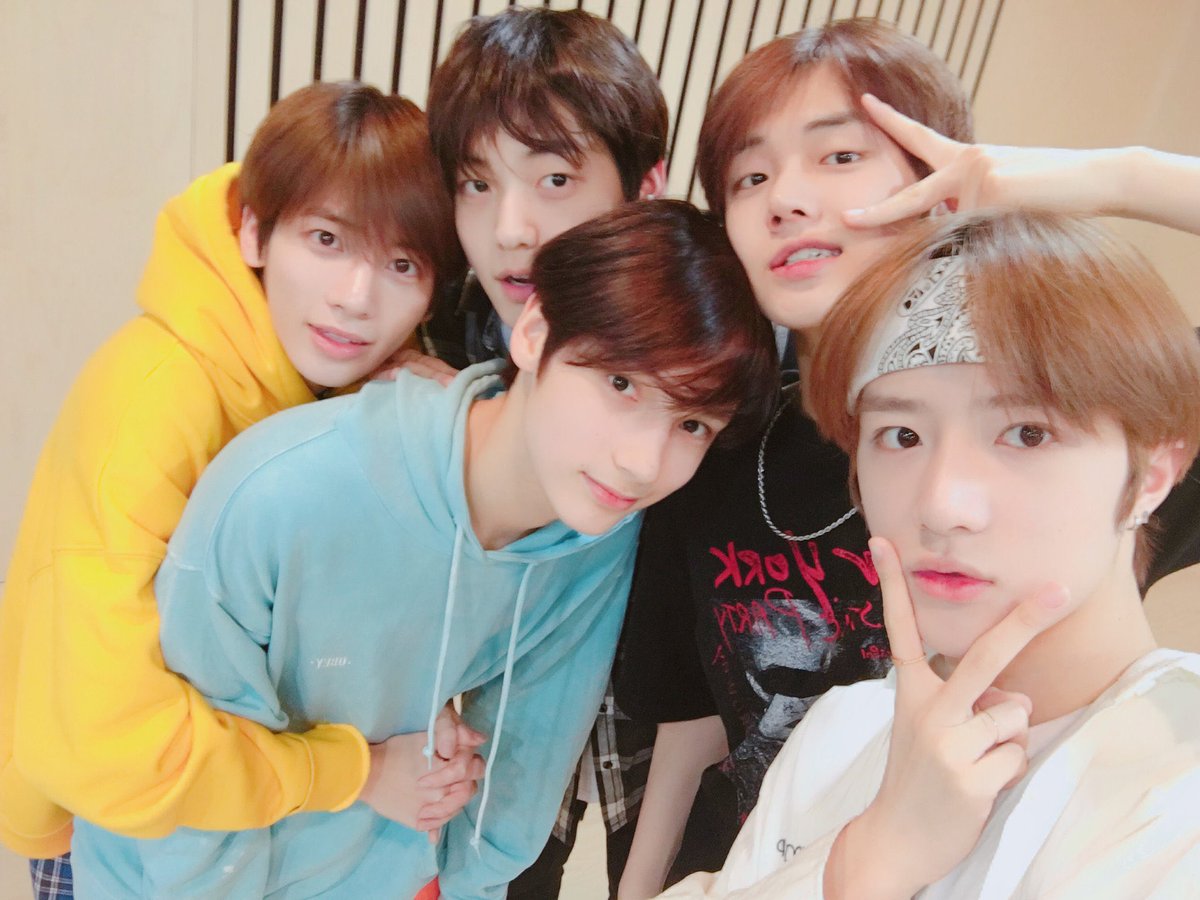 yeonjunut യ tweet media