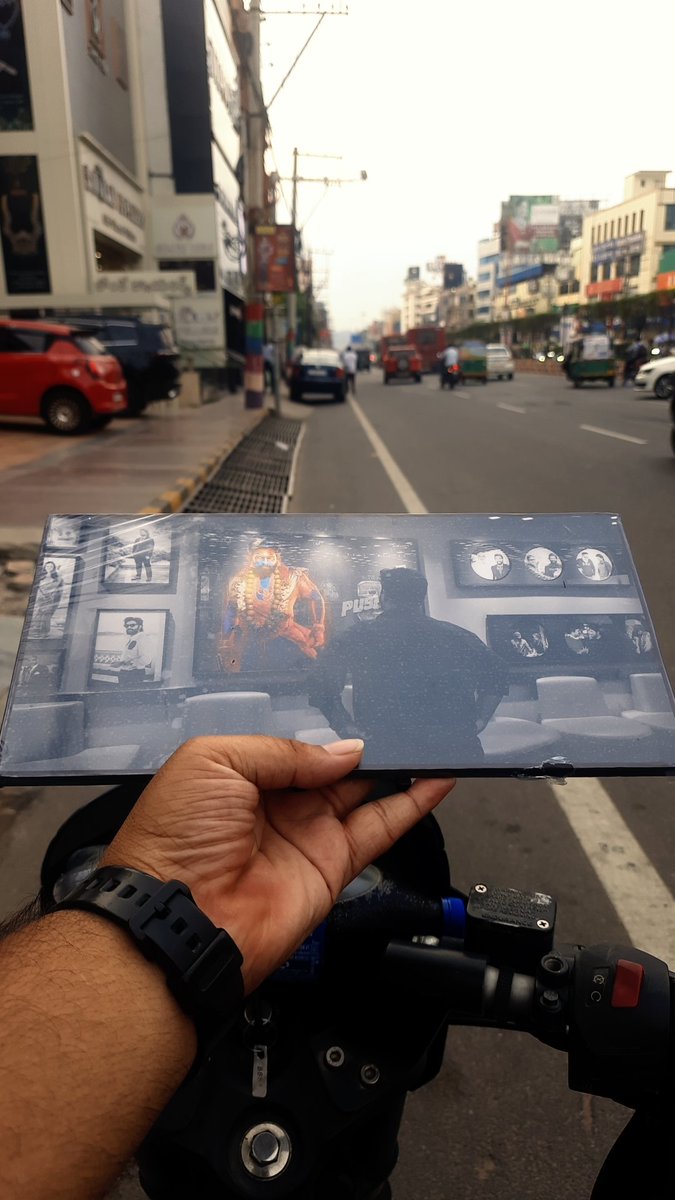 mohith000000's tweet image. Na life lo ne biggest best gift 😭❤️ @alluarjun