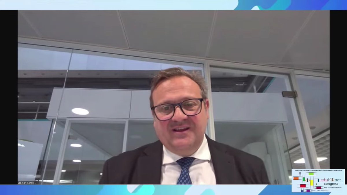 Para el primer coloquio sobre Finanzas seguras, contamos con Arturo Montalvo <a href="/Secot_/">SECOT (voluntariado de asesoramiento empresarial)</a>, Javier Quesada <a href="/AndaluciaVuela/">Andalucía Vuela</a> y Francisco Aguado <a href="/UniHuelva/">Universidad de Huelva</a>. Moderado por Juan Carlos López <a href="/finresp/">finresp</a> #VIICongreso @Edufinet #EducaciónFinanciera #FinancialLiteracy