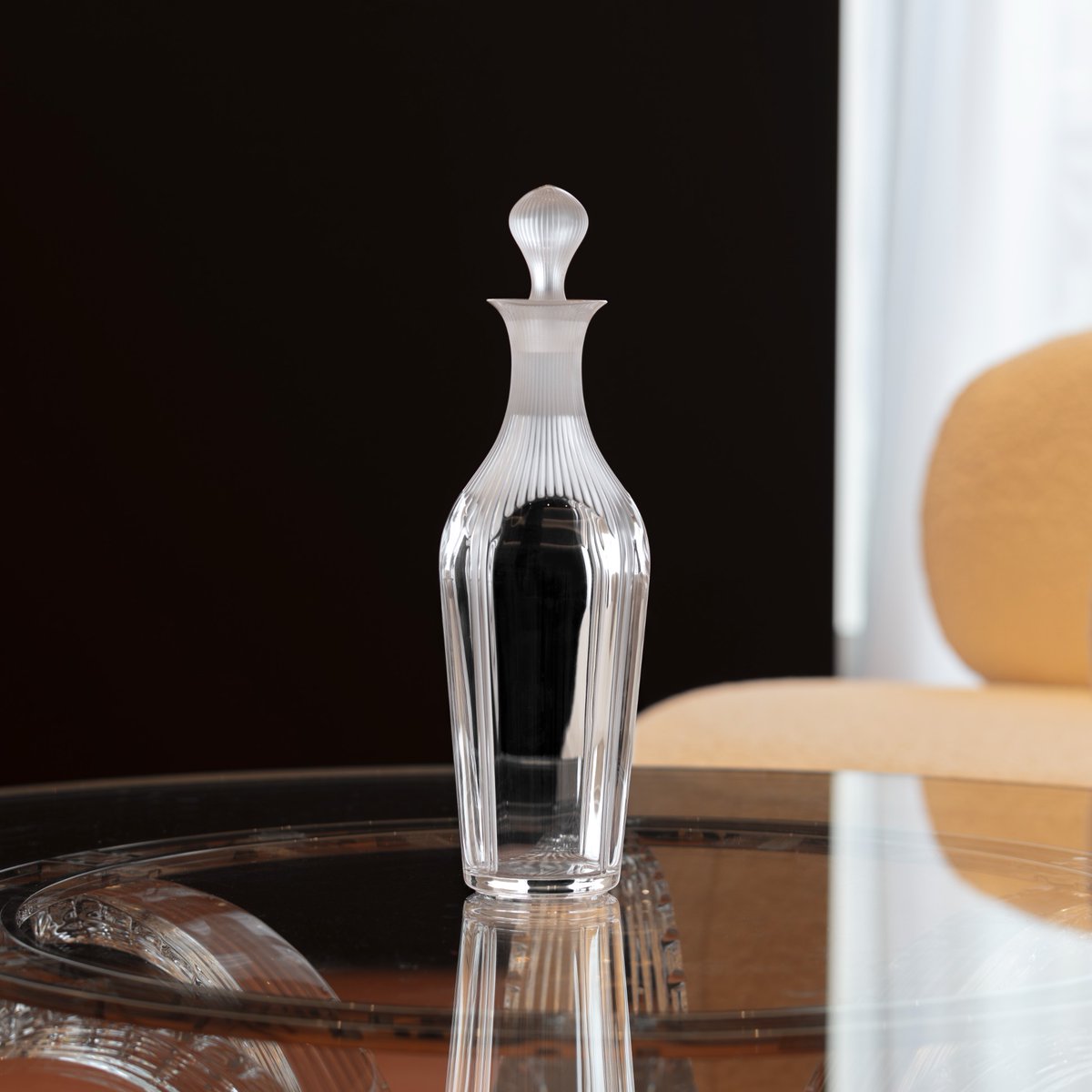 We are proud to unveil the Vintage Decanter, a new creation in the exquisite 100 Points collection by <a href="/JamesSuckling/">James Suckling</a> and Lalique. This new piece features a shape reminiscent of 18th-century Bordeaux bottles, paying homage to the rich history of fine wine.

#100Points
