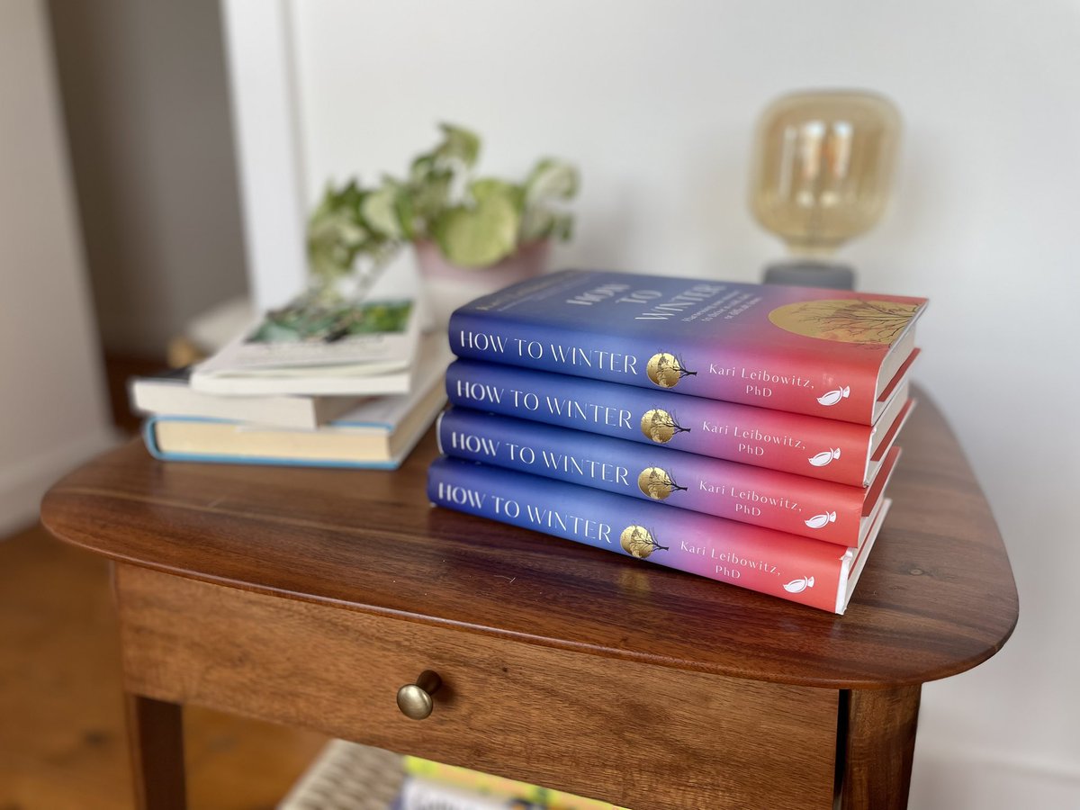 Lauren Heathcote, PhD (@lcheathcote) on Twitter photo Our lab is ready for our winter break journal club, reading <a href="/karismatically/">Kari Leibowitz, PhD</a>’s brilliant new book on wintertime #mindset, ‘How to Winter’ ❄️🧠 Our lab is ready for our winter break journal club, reading <a href="/karismatically/">Kari Leibowitz, PhD</a>’s brilliant new book on wintertime #mindset, ‘How to Winter’ ❄️🧠