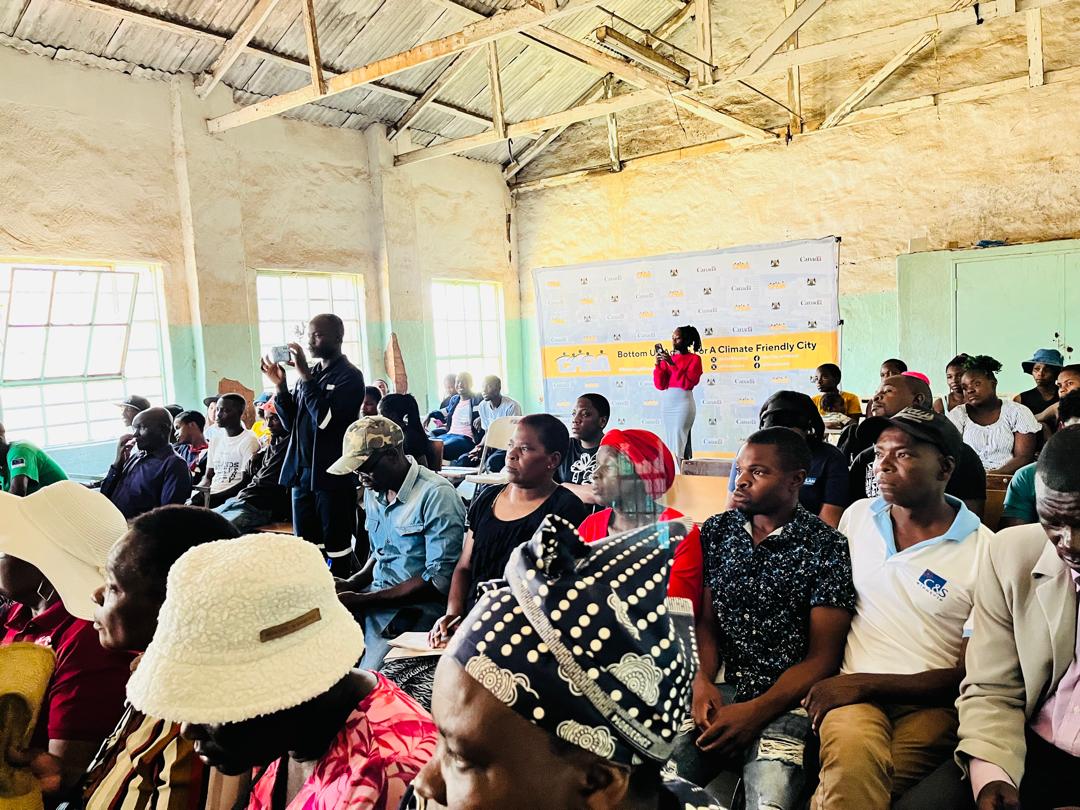 ChraHarare's tweet photo. Happening Now!!!
@cityofharare2 in partnership with Combined Harare Residents Association are conducting a consultation meeting in Dzivarasekwa for the Climate and Environment Policy @CanEmbZimbabwe @EMAeep @water_witness @RoddenberryFdn @JMafume 
#BuildingagreenfutureforHarare https://t.co/Nns0phgnTD