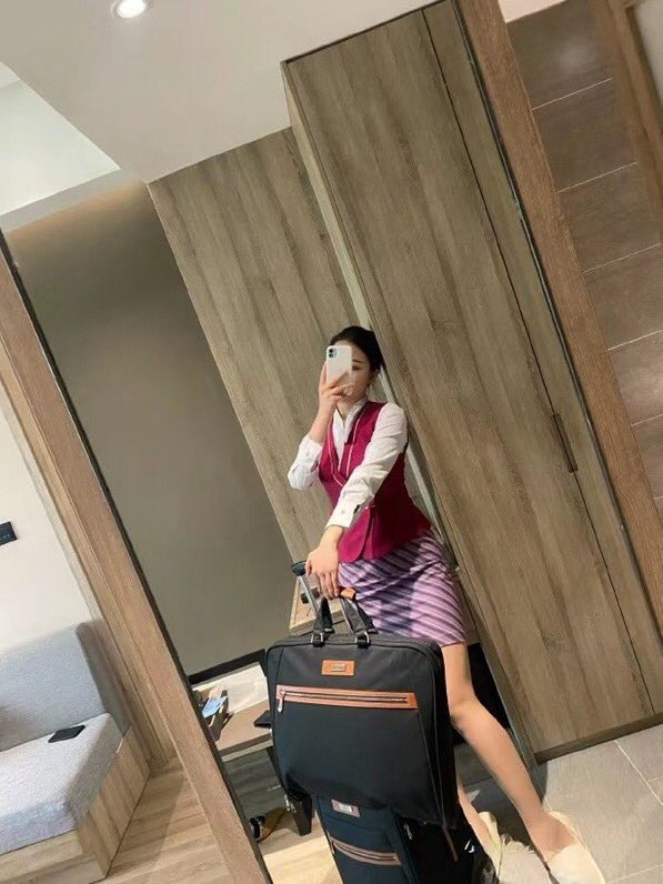 ningjingCC's tweet photo. 不想要什么替代品，只想要你 #空姐 https://t.co/8MI3IO6AOO