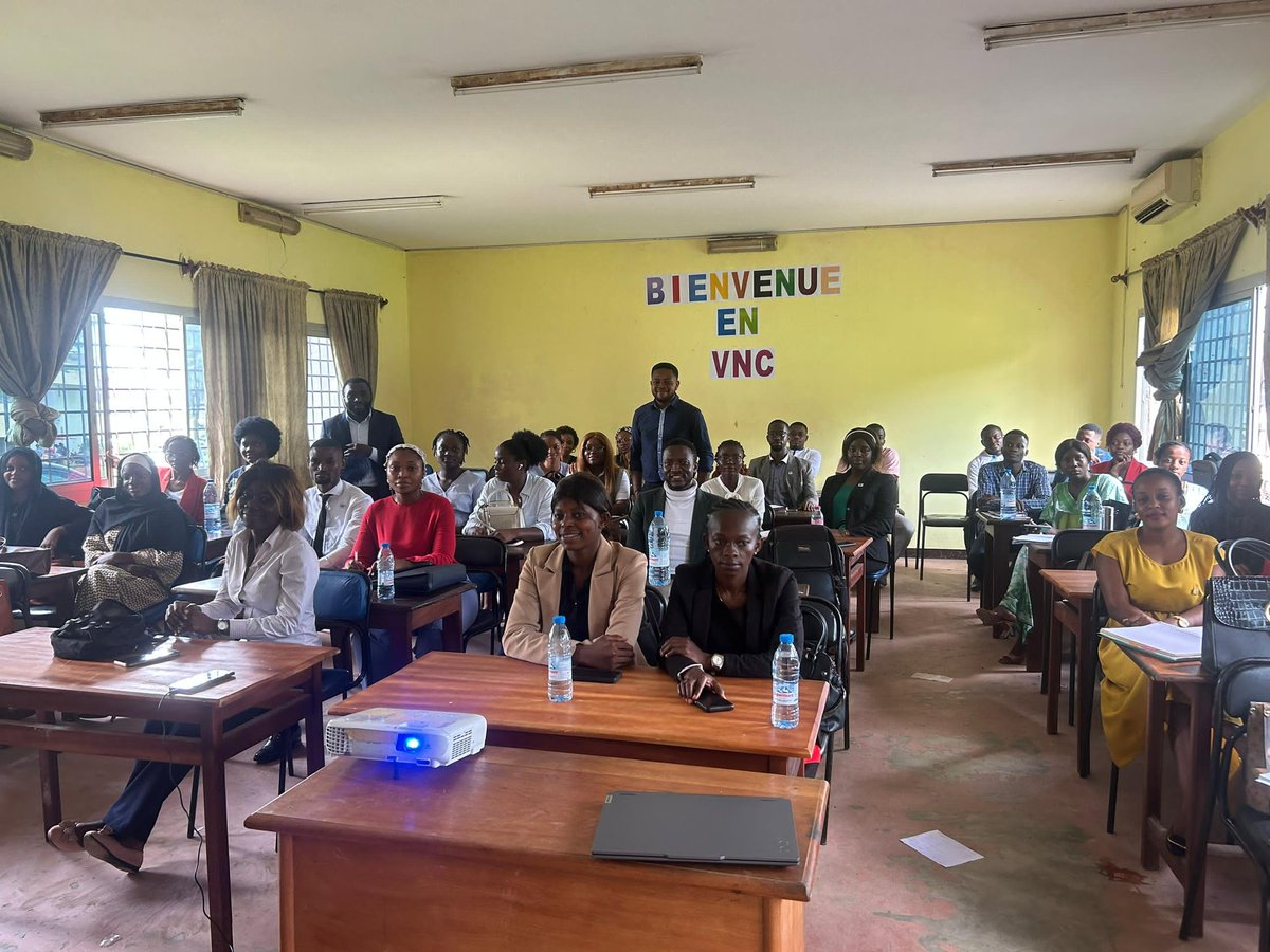 MarcelleBe4660's tweet photo. " l'innovation est la clé du succès dans le marketing digital" Seth Godin 
#sourcedupays 
#MarketingDigital 
#essecdedouala
#marketing https://t.co/i4EjK54AL4