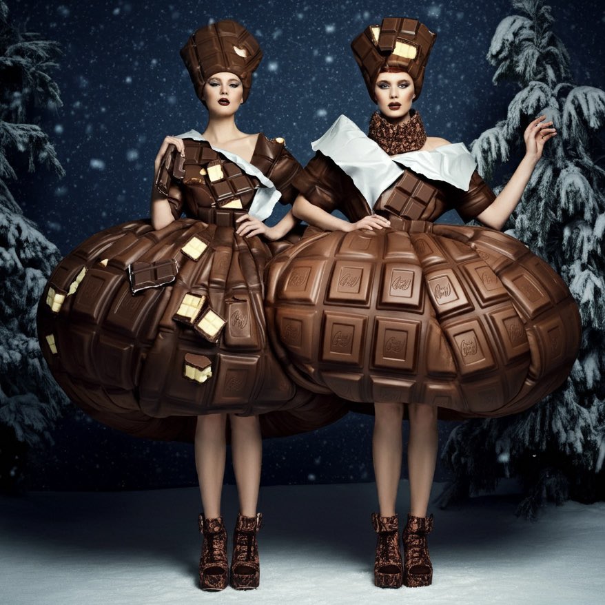 g__e___e's tweet photo. women, clothes that  look like a  chocolate bar, shoes that look like chocolate bar, the background is snow fantasy
#ImageFX #ai #aiart #art #food #aifashion #aiwork #foodfashion #fashionfood #foodart #chocolatebar #板チョコ https://t.co/OTNHRodLfX