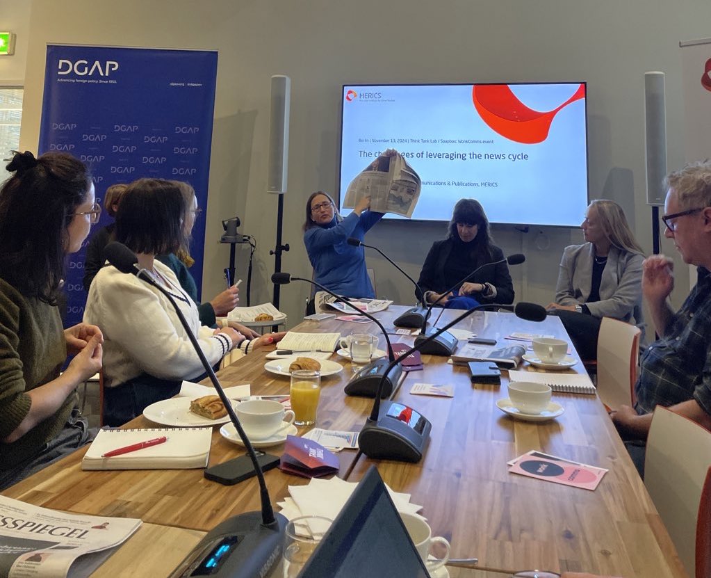 DGAP (@dgapev) on Twitter photo At our joint <a href="/WonkComms/">WonkComms</a> breakfast today in the premises of <a href="/merics_eu/">MERICS</a>, we welcome <a href="/Anja_WS/">Anja Wehler-Schoeck</a> from <a href="/Tagesspiegel/">Tagesspiegel</a> to discuss the challenges of leveraging the news cycle for think tanks, hosted by our head of communications <a href="/WiebkeEwering/">Wiebke Ewering</a>. 📰🥐 At our joint <a href="/WonkComms/">WonkComms</a> breakfast today in the premises of <a href="/merics_eu/">MERICS</a>, we welcome <a href="/Anja_WS/">Anja Wehler-Schoeck</a> from <a href="/Tagesspiegel/">Tagesspiegel</a> to discuss the challenges of leveraging the news cycle for think tanks, hosted by our head of communications <a href="/WiebkeEwering/">Wiebke Ewering</a>. 📰🥐