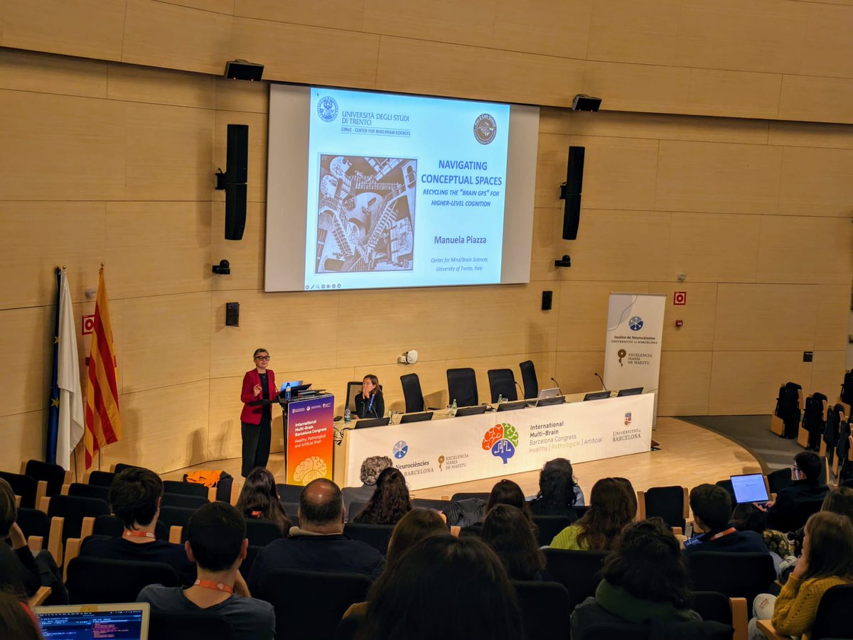 #MultiBrainII | 🎙️ Manuela Piazza <a href="/cimec_unitrento/">CIMeC UniTrento</a>
takes the stage with the openning keynote exploring the brain's adaptability!   

“Navigating conceptual spaces: recycling the brain GPS for higher-level cognition” 🧭🧠