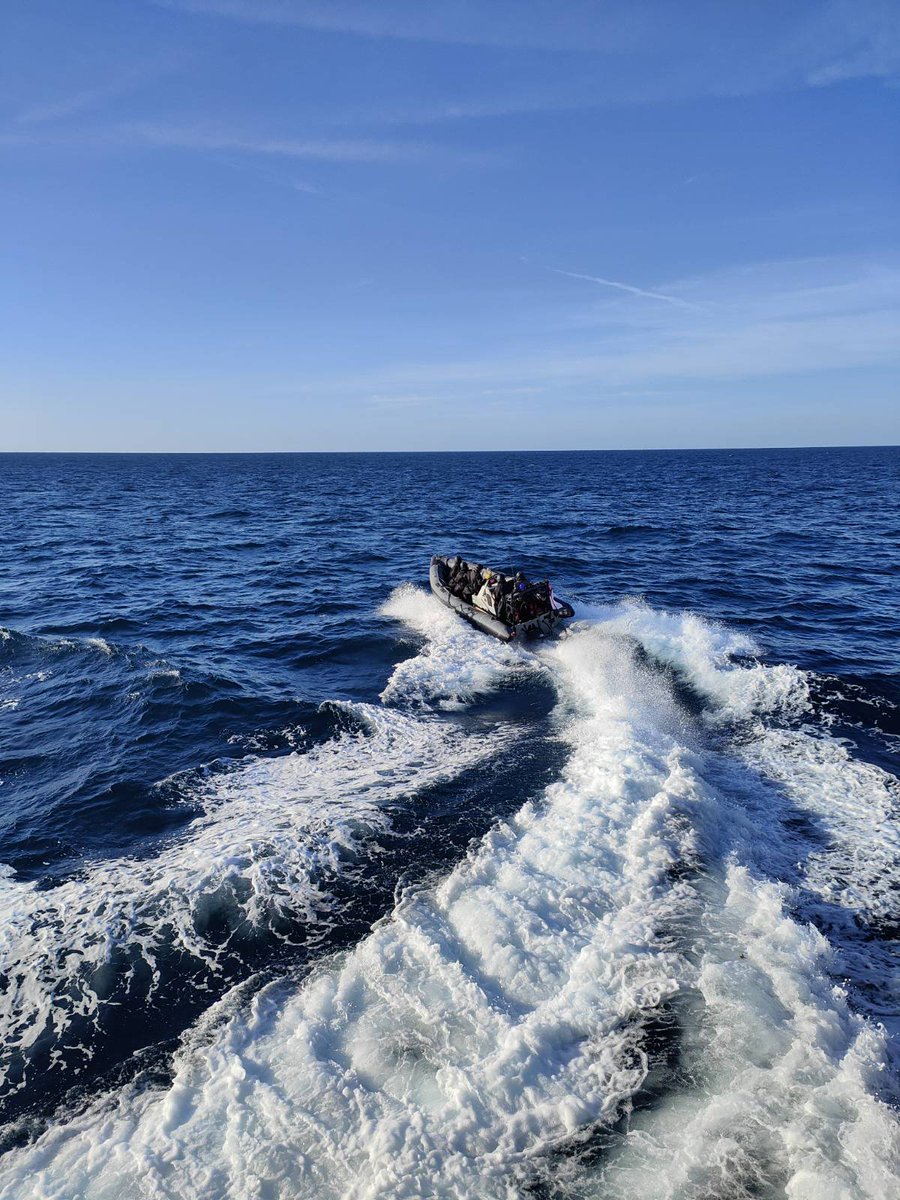 HMSStAlbans's tweet image. HMS ST ALBANS continues her BOST training package with FOST by conducting towing exercises to practise her ability to take under tow other vessels.