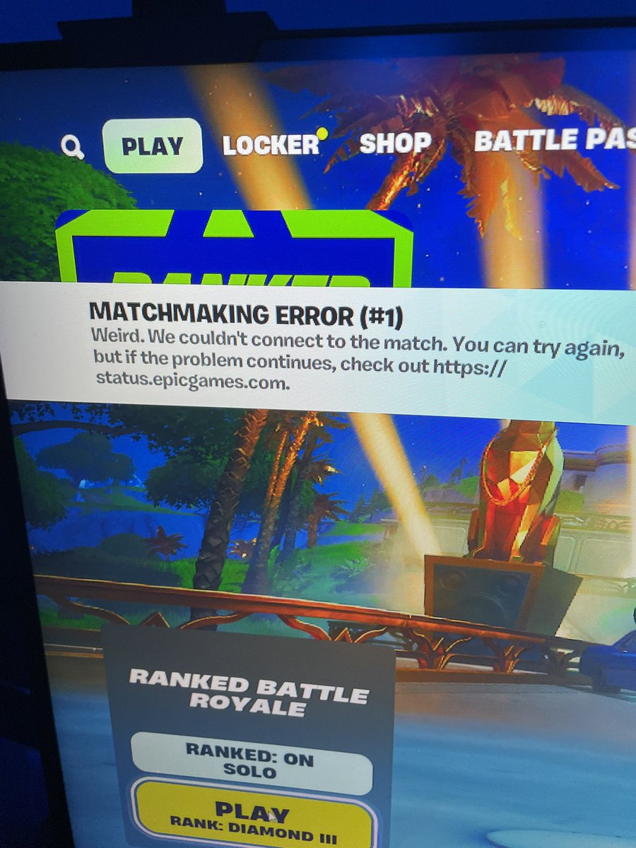 Loiz0s1's tweet photo. @FortniteStatus what is this? https://t.co/J4bKqZ2z3S