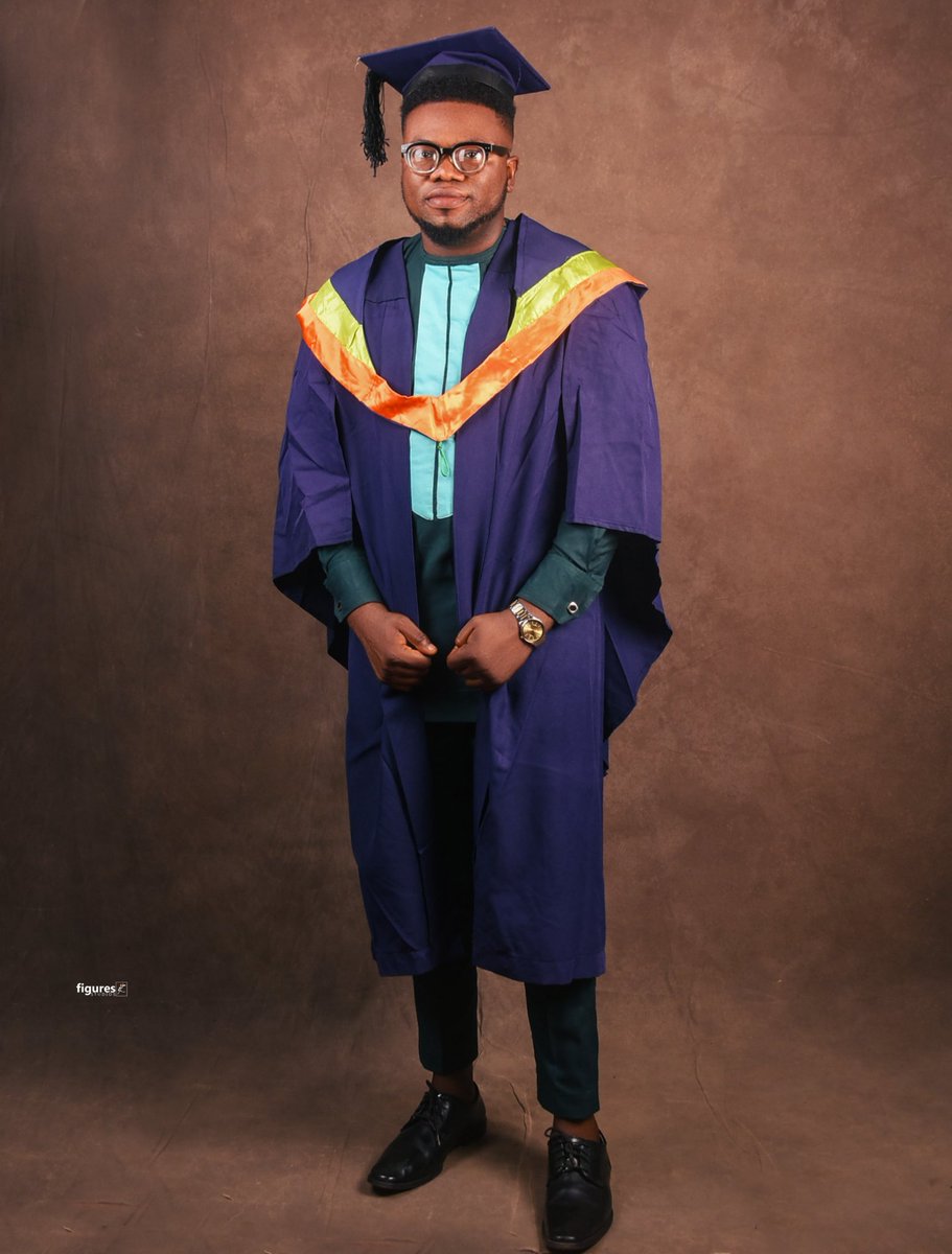 legitisco's tweet photo. Reintroducing: Up and Grateful.
https://t.co/Wk8BSQLtZb Geography 
First Class Honours
#Unibadan #DANA #Convocation #klay https://t.co/JS29Xy8LxP