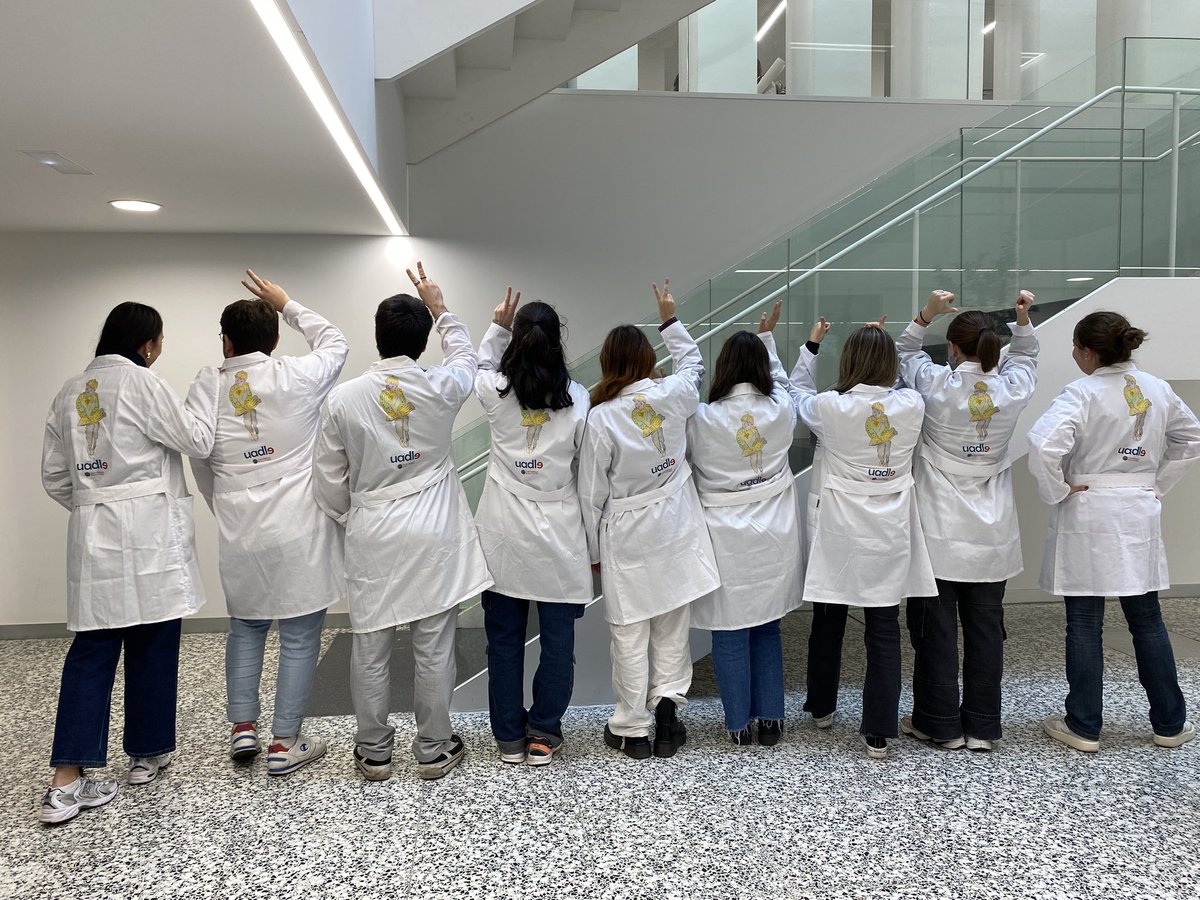 Gracias por su trabajo e implicación a María, Lluc, Carlos, Natalia, Marta, Noelia, Ana, Brisa y Carlota que forman parte del equipo UADLE, colaborando en los diferentes programas de evaluación e intervención en dificultades de lectoescritura.<a href="/dipusalamanca/">dipusalamanca</a> <a href="/PsicologiaUSAL/">Psicología USAL</a> <a href="/usal/">Universidad de Salamanca</a>