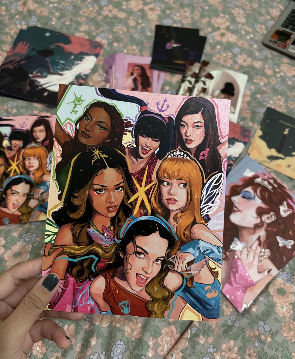 SHE’S SO PRETTY IN PRINT!!!