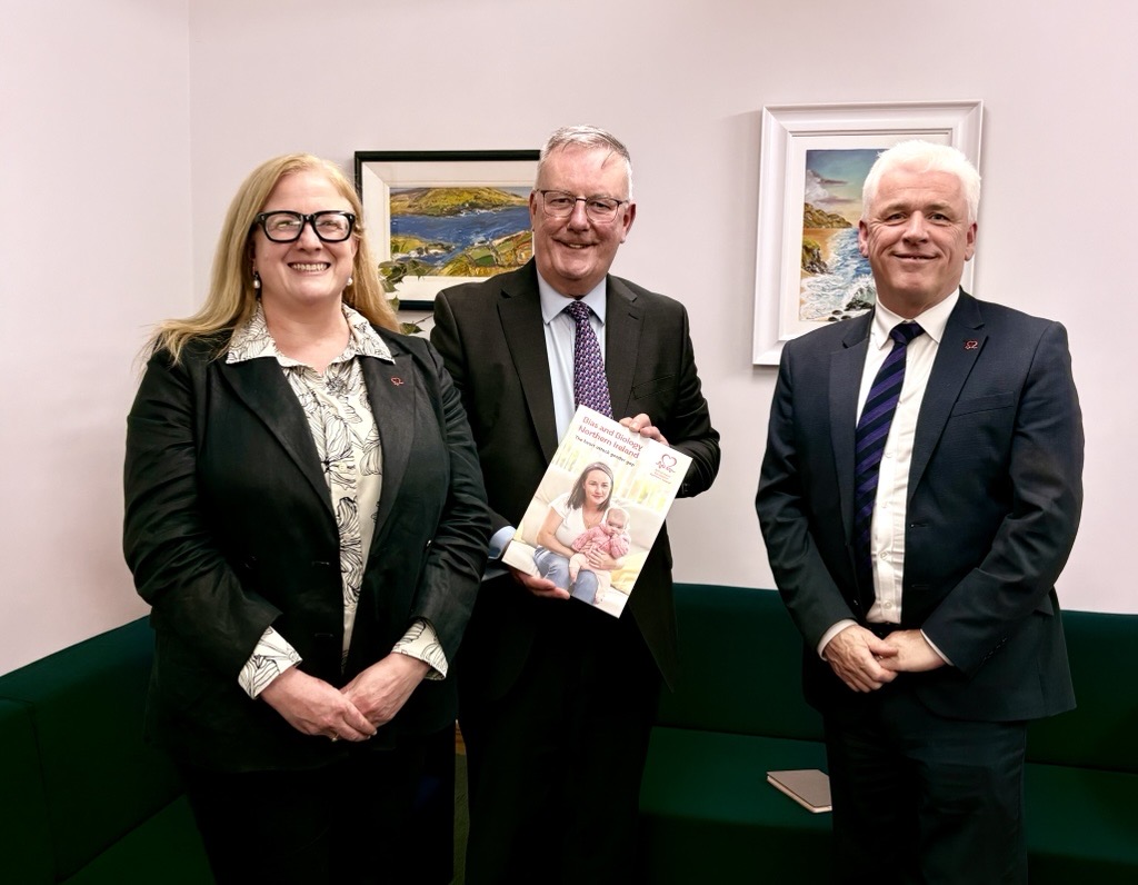Productive meeting with <a href="/healthdpt/">Department of Health</a> Minister <a href="/mikenesbittni/">Mike Nesbitt</a> yesterday where we discussed our shared interest to reduce health inequalities for the 225,000 people living in NI with heart and circulatory conditions.