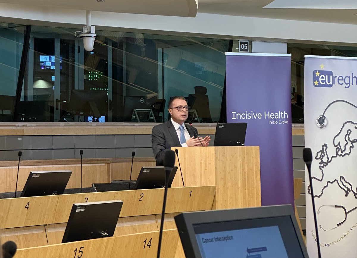EUREGHA - Regional and Local Health Authorities (@euregha) on Twitter photo <a href="/EFPIA/">EFPIA</a> <a href="/incisivehealth/">Incisive Health</a> <a href="/EP_PublicHealth/">SANT Committee Press</a> <a href="/CancerPatientsE/">Cancer Patients Europe</a> <a href="/EU_Health/">EU One Health</a> <a href="/EUScienceInnov/">EU Science & Innovation 🇪🇺</a> <a href="/EUinmyRegion/">EUinmyRegion🇪🇺</a> <a href="/EU_CoR/">European Committee of the Regions</a> <a href="/serafino4/">Serafino Nardi 🇪🇺</a> Diving into regional excellence w/ Dr Normanno, Scientific Director at <a href="/IRSTDinoAmadori/">IRST "Dino Amadori" IRCCS</a> stressing importance of #PrecisionOncology:
👉 #Biomarkers testing is 🔑 to guide therapies
👉 Focus on hereditary genetic mutations
👉 But…Limited access (reimboursement)➡️Need to tackle it. <a href="/EFPIA/">EFPIA</a> <a href="/incisivehealth/">Incisive Health</a> <a href="/EP_PublicHealth/">SANT Committee Press</a> <a href="/CancerPatientsE/">Cancer Patients Europe</a> <a href="/EU_Health/">EU One Health</a> <a href="/EUScienceInnov/">EU Science & Innovation 🇪🇺</a> <a href="/EUinmyRegion/">EUinmyRegion🇪🇺</a> <a href="/EU_CoR/">European Committee of the Regions</a> <a href="/serafino4/">Serafino Nardi 🇪🇺</a> Diving into regional excellence w/ Dr Normanno, Scientific Director at <a href="/IRSTDinoAmadori/">IRST "Dino Amadori" IRCCS</a> stressing importance of #PrecisionOncology:
👉 #Biomarkers testing is 🔑 to guide therapies
👉 Focus on hereditary genetic mutations
👉 But…Limited access (reimboursement)➡️Need to tackle it.