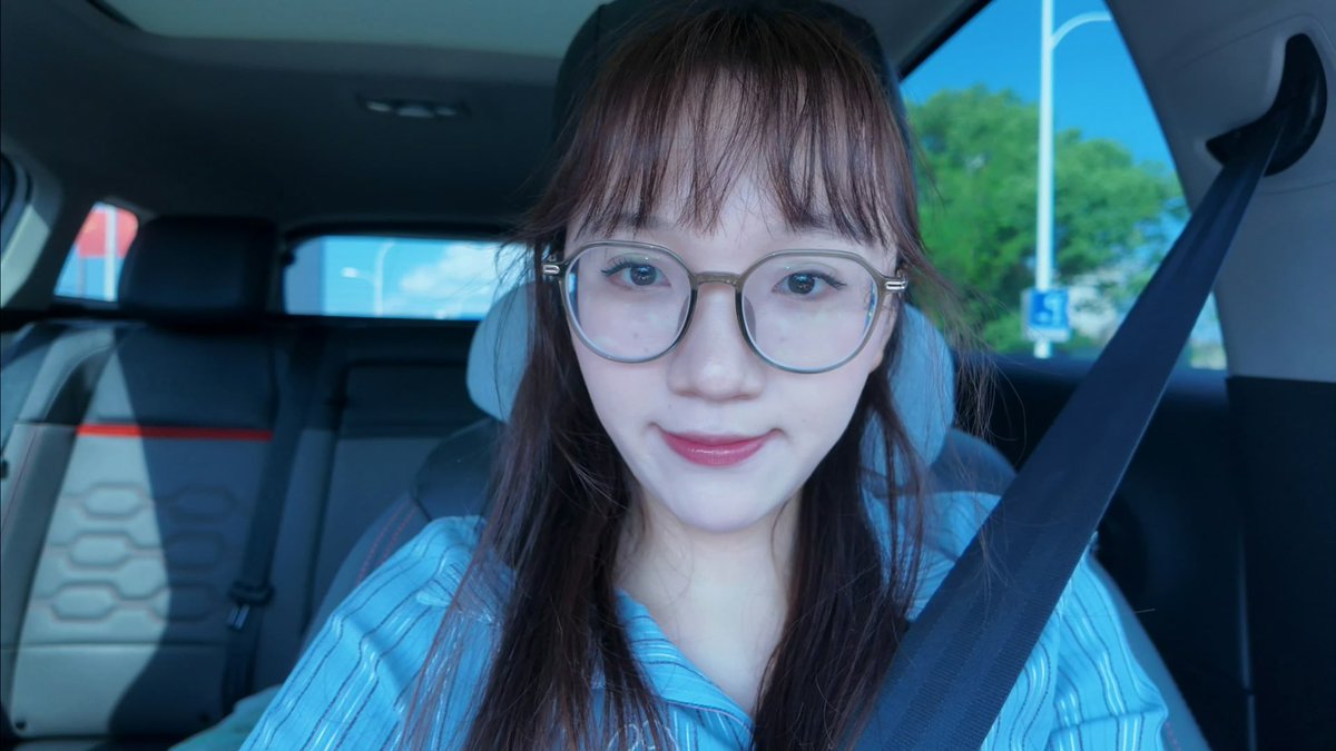【网友投稿 No.1255】反差眼镜女友 #眼镜娘 #眼镜妹 #投稿 #反差 #投稿曝光 #女友 #女友分享 
#女友系列 #女同学 #女同事 https://t.co/xX0j5mEesw