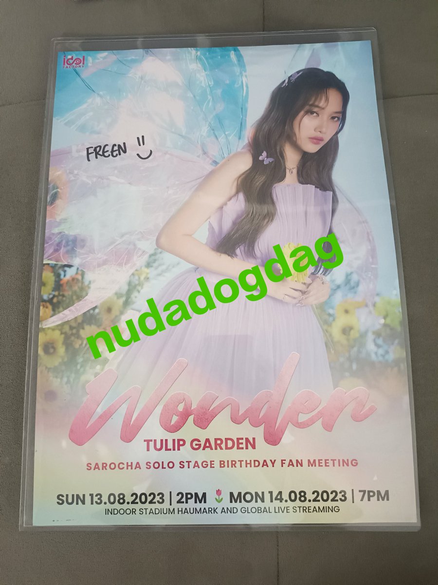 WNCL26's tweet image. ปล่อยของจร้า 
รูปใบและโปสเตอร์พร้อมลายเซ็นสด 700บาท 
โปสเตอร์ลอง ลีฟ เลิฟ 300 บาท 
โปสเตอร์งานแฟนมีต + Photo book ทฤษฎีสีชมพู 800 บาท
#ตลาดนัดฟรีนเบค