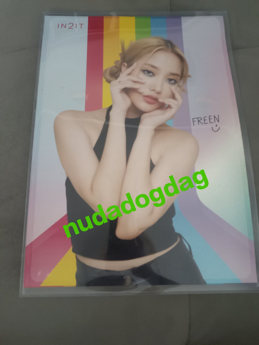 WNCL26's tweet image. โปสเตอร์ in2it 3ลาย 500 
ใบเดียว 200 บาท 
โปสเตอร์และรูปงานวันเกิดลูกน้ำ 300 บาท 
#ตลาดนัดฟรีนเบค