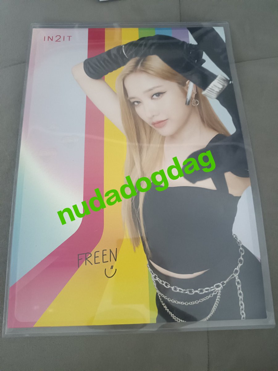 WNCL26's tweet image. โปสเตอร์ in2it 3ลาย 500 
ใบเดียว 200 บาท 
โปสเตอร์และรูปงานวันเกิดลูกน้ำ 300 บาท 
#ตลาดนัดฟรีนเบค