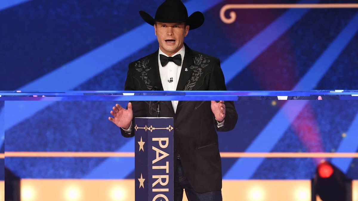 BFMTV's tweet image. Trump veut nommer le présentateur de Fox News Pete Hegseth comme ministre de la Défense
l.bfmtv.com/oJbv