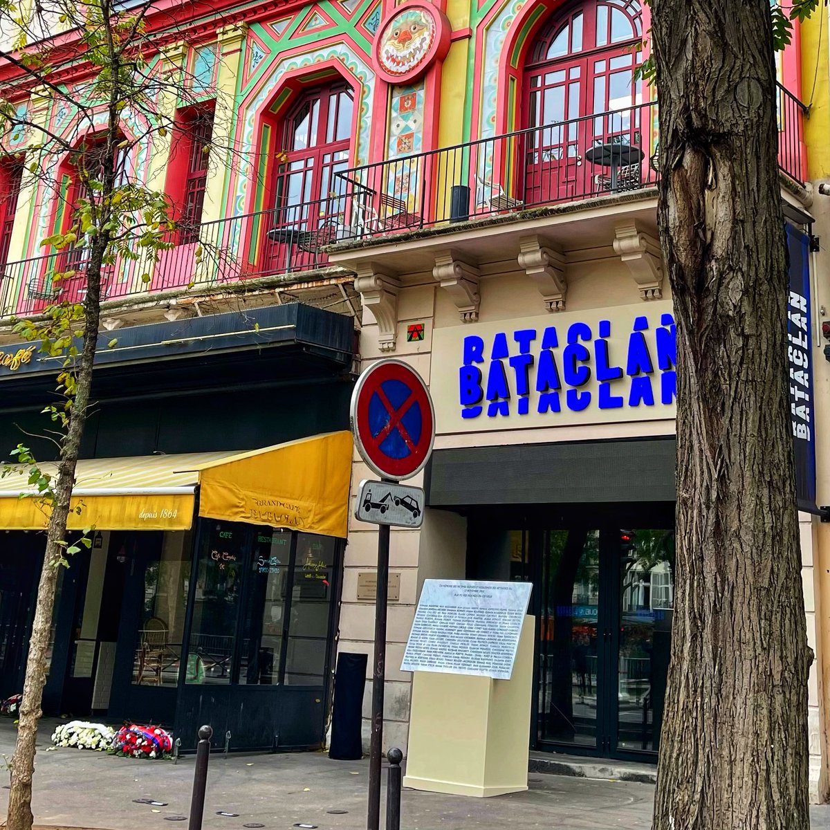 Neuf ans… ❤︎ LL
#13Novembre2015 #13novembre #Bataclan #Paris <a href="/bataclan_/">Bataclan</a>