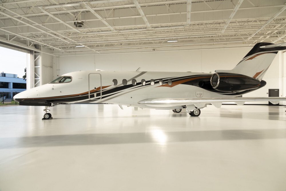 GoitseDiale's tweet photo. Reliable and Efficient, the perfect super-midsize jet

up to 9 passengers for 3500 nm at 483 ktas.

The Citation Longitude comes in at an operating cost of $3,000 per hour. Fully customisable interior and galley. An aircraft that’s just enough ❤️

💰 Pre-Owned options can cost up to $36,000,000 

Would you buy this?