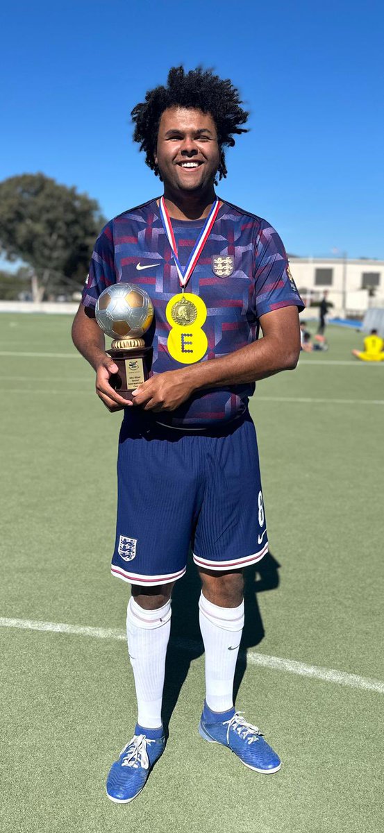 🦁⚽️ 11 days of fun, hard work, determination, making memories and friendship
Thank you, California for being a trip of a  lifetime
Beating Usa twice 7 nil and Japan twice 2 nil with me scoring two goals for England could not have done it without my best friends and  team mates