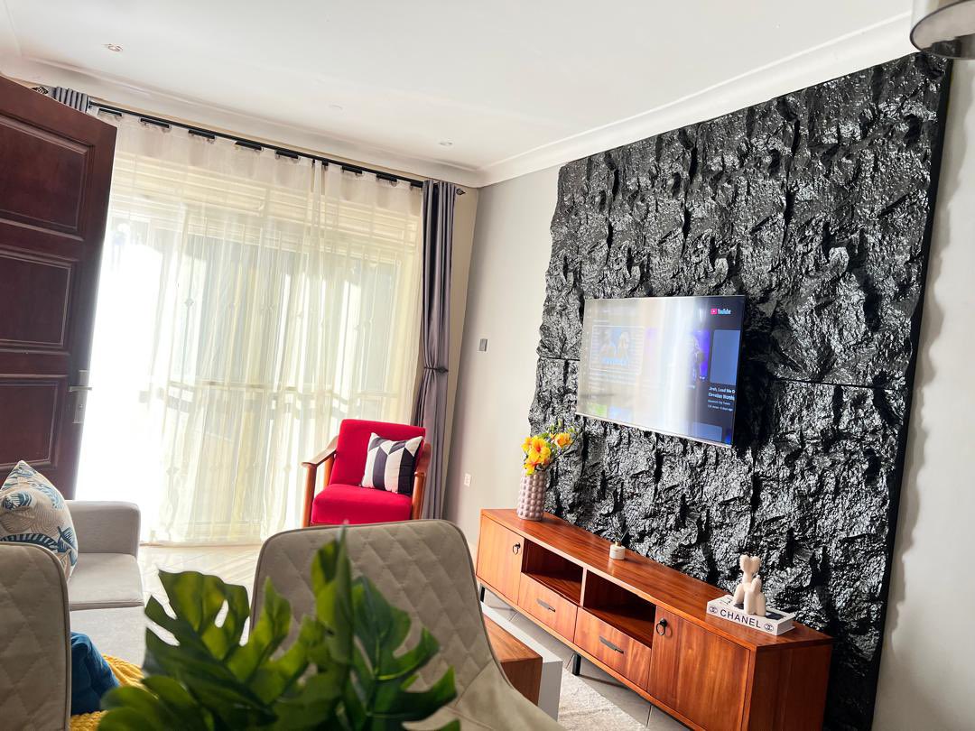 Karynmami411's tweet photo. “Design is not just what you see, but how it makes you feel.” 
                  - Holly Hunt 

My first free lance interior design project 😊. And I should say, Iam very proud of myself.  

Reach out for any interior design needs😌 https://t.co/Y5B4j9TokL