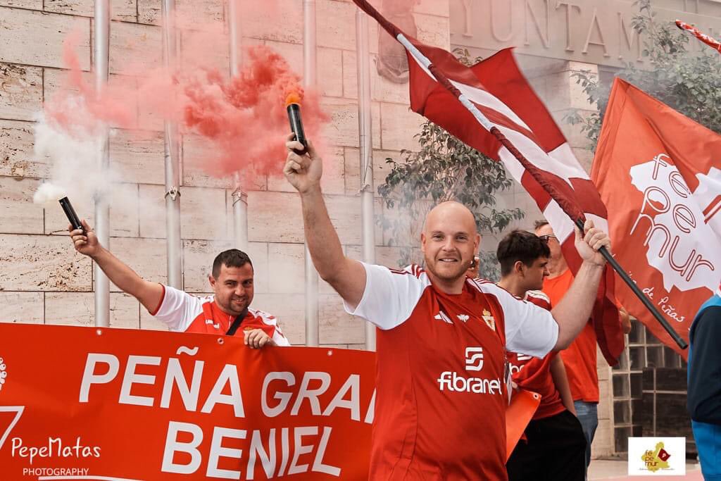 ❤️ ¡Tenemos el corazón grana!

Este viernes también estaremos en Beniel para vivir el sentimiento murcianista en el primer congreso de peñas murcianistas.

🕒 ¡Os esperamos a las 22:00 en <a href="/la7tele/">La 7</a>!