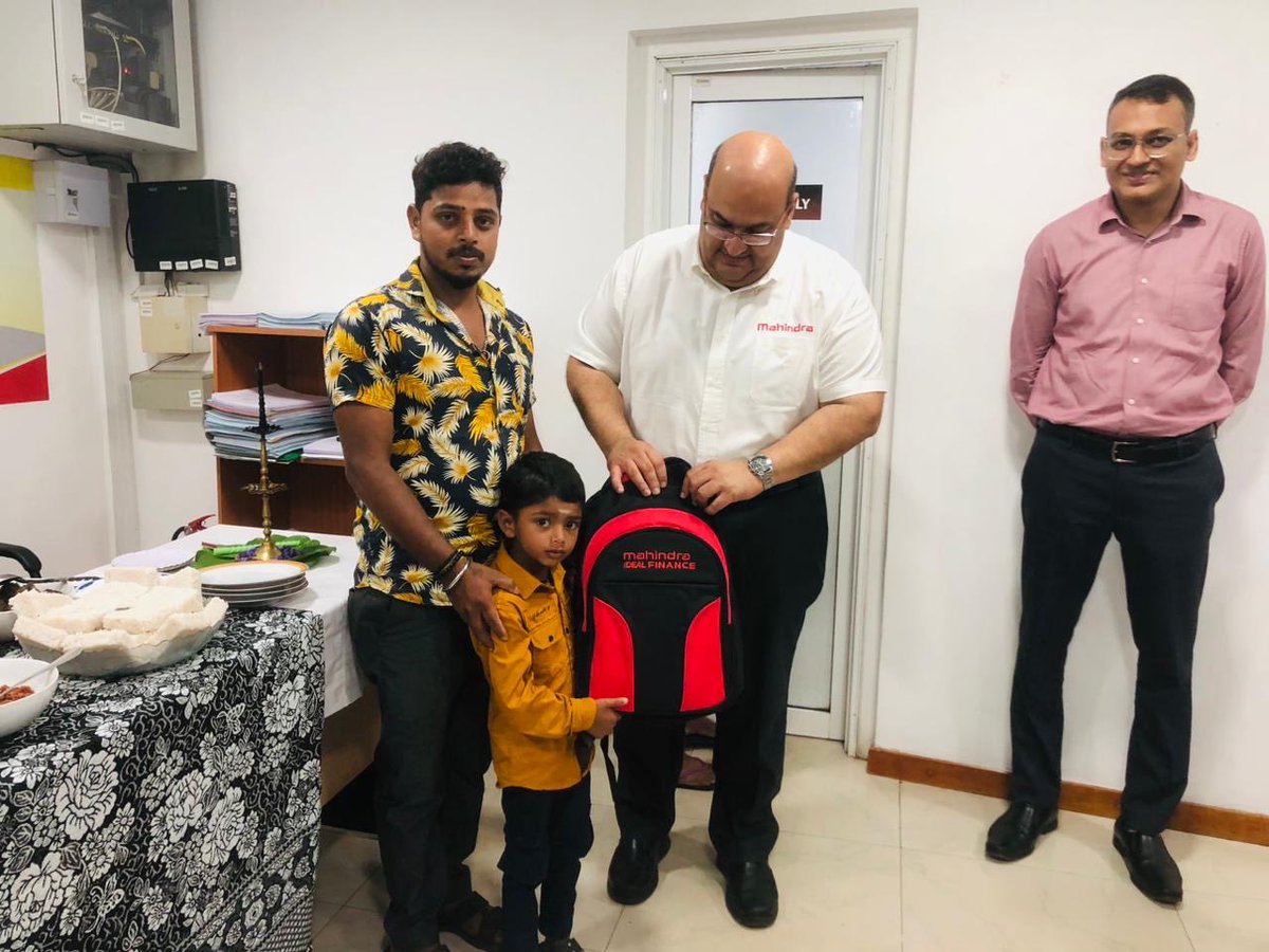 mchoonia's tweet image. On the occasion of the 12th Anniversary of MahindraIdealFinance Bandarawela branch in SriLanka we distributed school essentials to children in the area ⁦@MahindraRise⁩ #CorePurpose Enabling Communities to #Rise ⁦@anandmahindra⁩ ⁦@anishshah21 ⁦@RebelloRaul⁩
