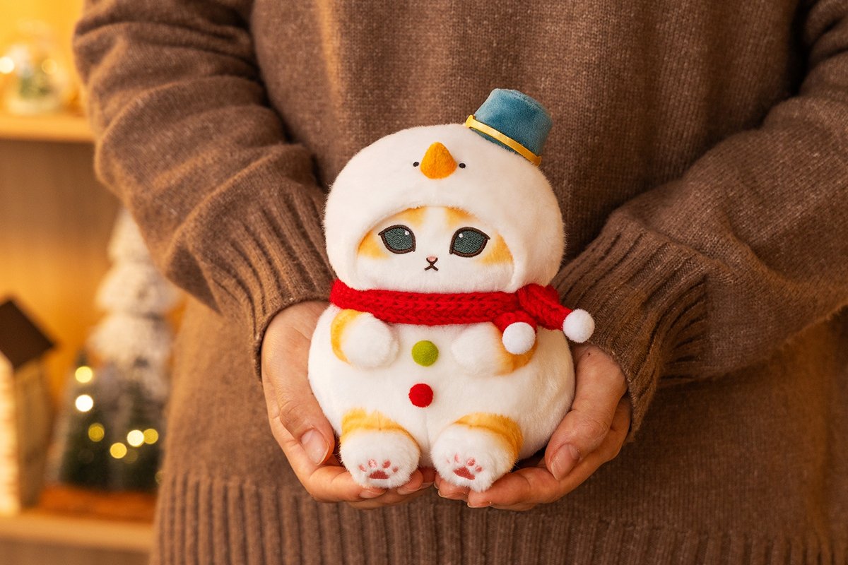 11月22日発売 新グッズお知らせ】 「雪だるまにゃんぬいぐるみS」 お