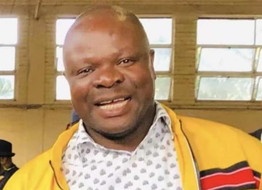 advocatemahere's tweet photo. 🔸The continued persecution of Sen @JamesonTimba, @amos_chibaya and the #Avondale78 is a dark stain on our democracy. The Constitution says they’re innocent until proven guilty and have a right to bail. This is the supreme law. We must uphold it.
#FreeTimba
#FreeChibaya
#FreeTheAvondale78
