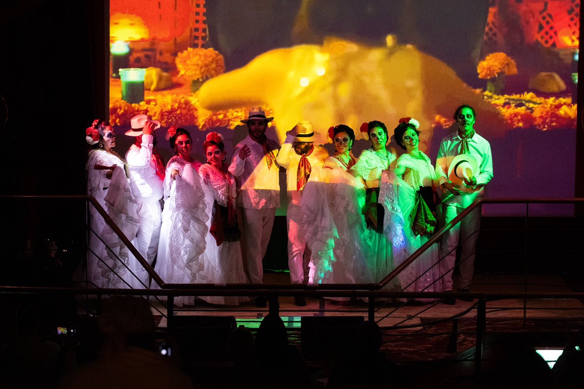 AMDIEMEXICO's tweet photo. We are deeply grateful for the recognition our beloved Mexican Ambassador @CZaragozaF has granted us. We are also very thankful to our dear Cultural Consul Luz Martínez of the Mexican Embassy for joining us at our celebration event, The Blue Mist 2024.@EmbaMex_Irlanda #mexicano https://t.co/7JscXZ1eNB