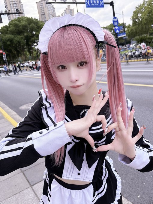 Twitterのコスプレ画像17