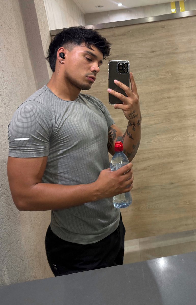 ✅